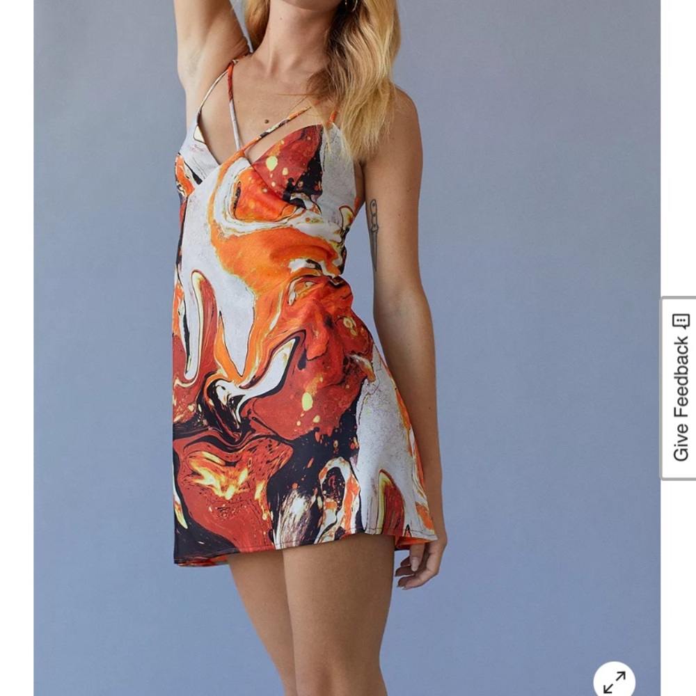 Vibrant Orange Swirl Dress by URBAN OUTFITTERS! Sz XS!🌻🌻🌻🌻🌻🌻🌻🌻🌻🌻🌻🌻🌻🌻🌻🌻🌻🌻🌻